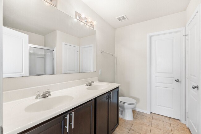 Building Photo - 15406 Grand Sage Dr