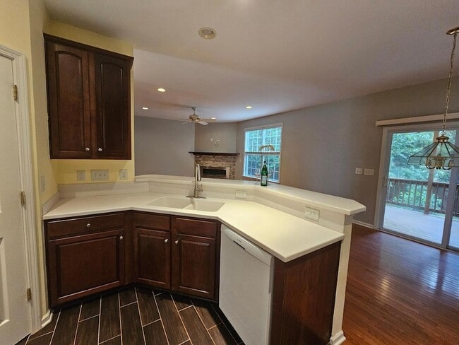 Building Photo - 2307 Brasstown Ln