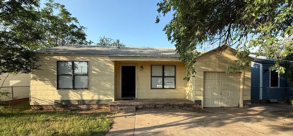 Primary Photo - 2907 2nd St