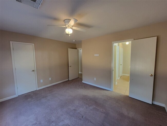 Building Photo - 6327 Hayman Dr
