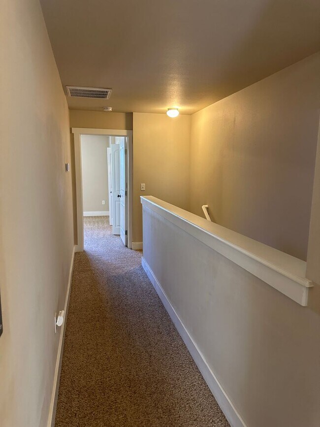 Building Photo - 9965 W Rosecroft Ct