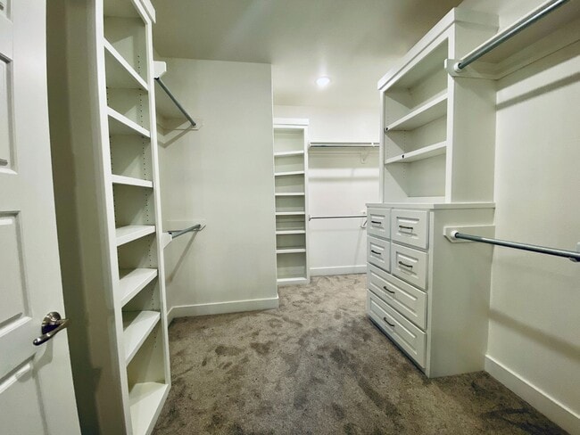 Building Photo - PRE-LEASING FOR JUNE: 4/2/2 Home in One of South Lubbock’s Newest Neighborhoods