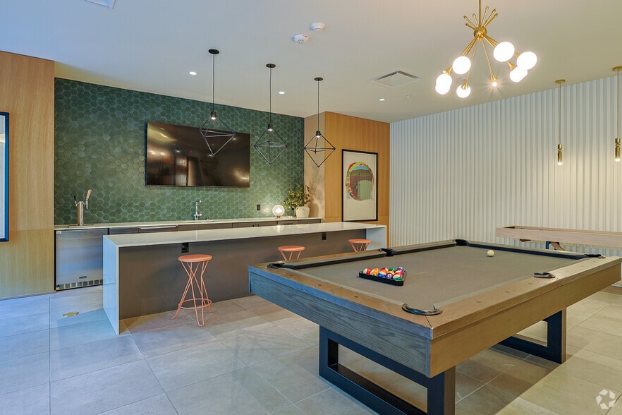 Resident Lounge - Bridge at the Blockyard