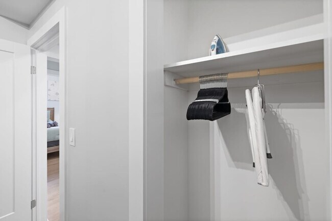 Building Photo - 20 Tuers Ave