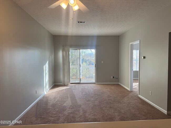 Building Photo - 34 Heron's Watch Way