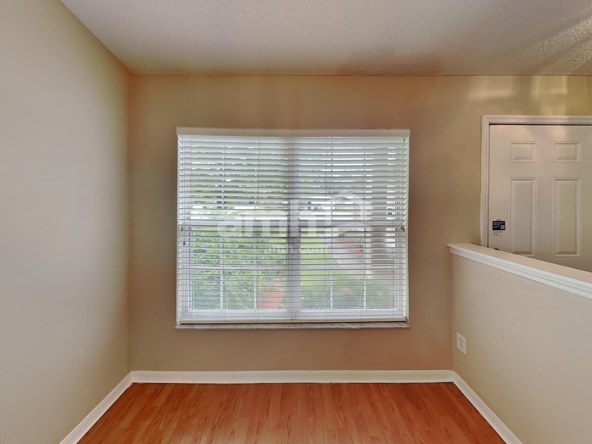 Building Photo - 12131 Woodglen Cir