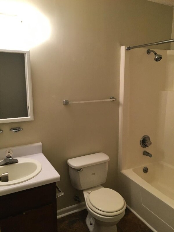 Building Photo - 917 Flythe Dr