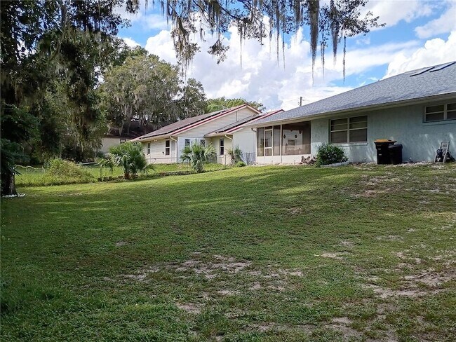 Building Photo - 564 W Central Ave