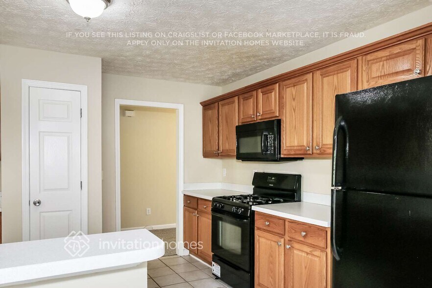 Building Photo - 160 Adams Lake Ct