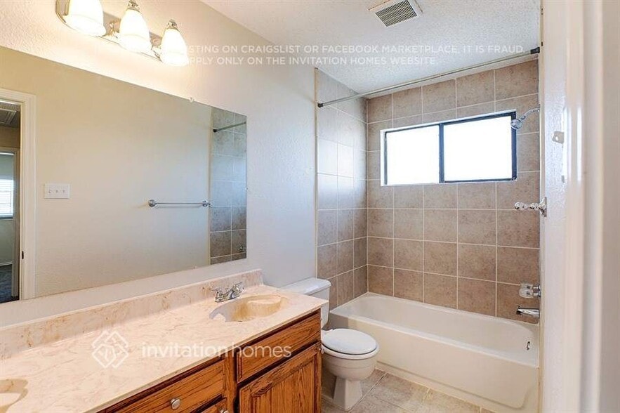 Building Photo - 1340 Todd Dr