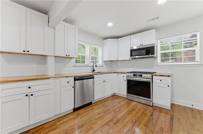 Building Photo - 2762 Oldknow Dr NW