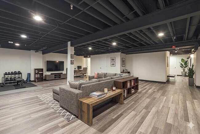 Building Photo - 58 Olympus Dr