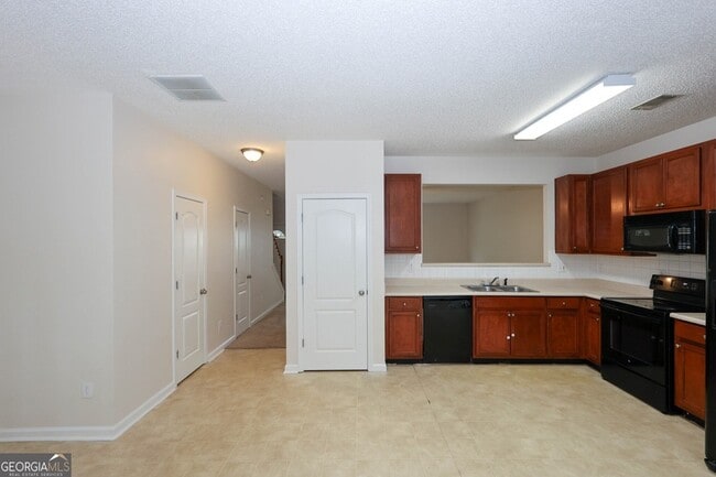 Building Photo - 7705 Commerce Ct