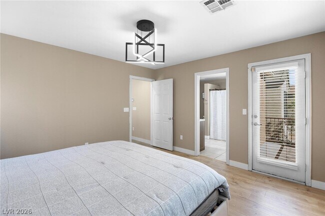 Building Photo - 3647 McMurty Ct