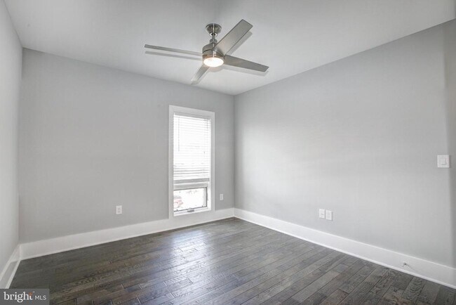 Building Photo - 1827 Benning Rd NE