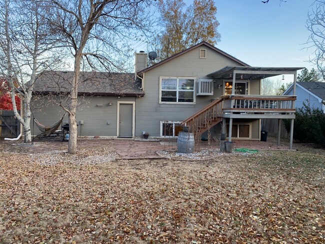 Building Photo - Spacious Tri-Level Home in West Fort Collins