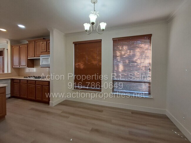 Building Photo - Action Properties R.E.S. Inc. Offering Beautiful Highland Park Single Story 3 Car, 4 Bedroom, Gar...