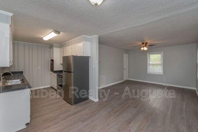 Building Photo - 2416 Barton Chapel Rd