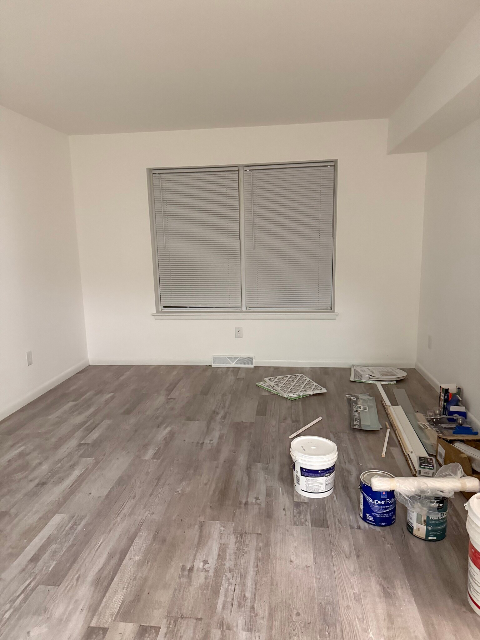 Building Photo - 1 Oyster Bay Rd