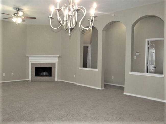 Building Photo - 9150 Sunlit Park Dr