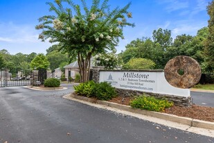 Building Photo - Millstone Townhomes