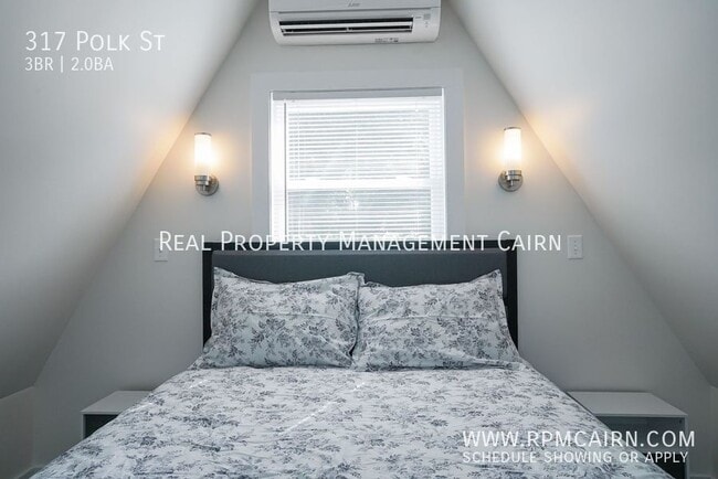 Building Photo - 317 Polk St