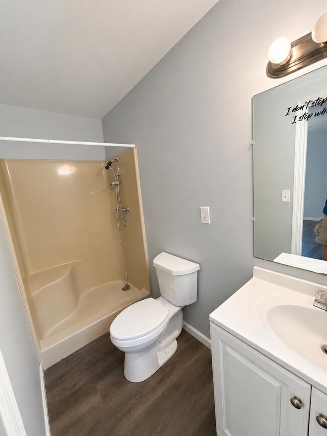 Building Photo - 464 Apache Trail NW