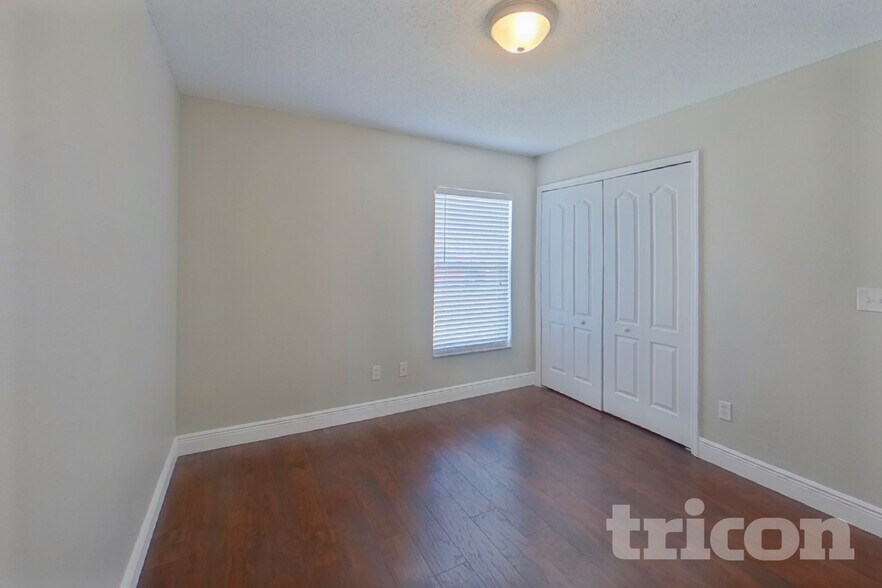 Building Photo - 15206 Markham Dr
