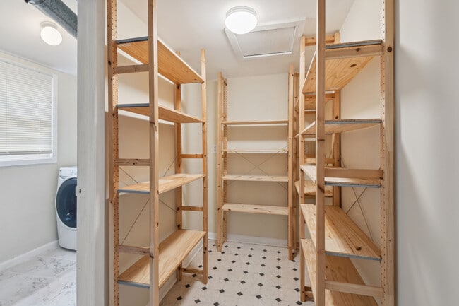 Building Photo - 12507 Starlight Ln