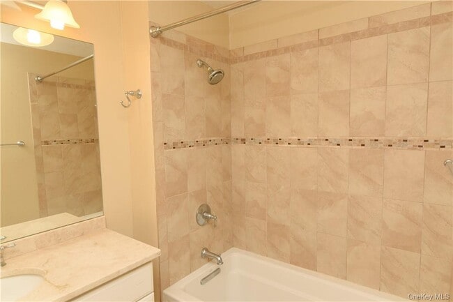 Building Photo - 1403 Eagles Ridge Rd