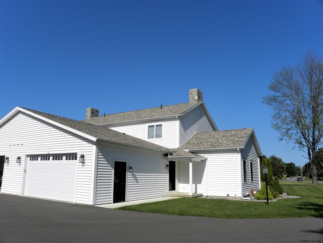 Building Photo - 23 Guideboard Rd