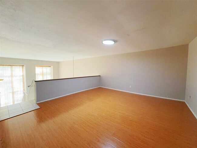 Building Photo - 12633 Memorial Dr