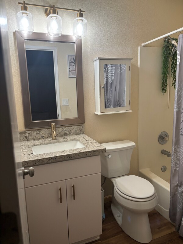 Building Photo - 600 S 2nd St