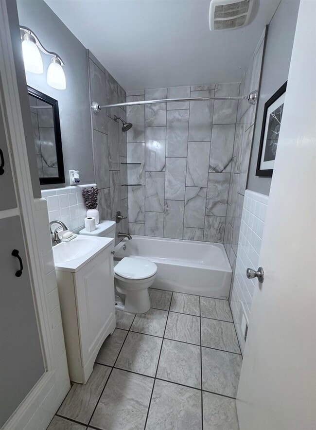 Building Photo - 316 Emmett Ave