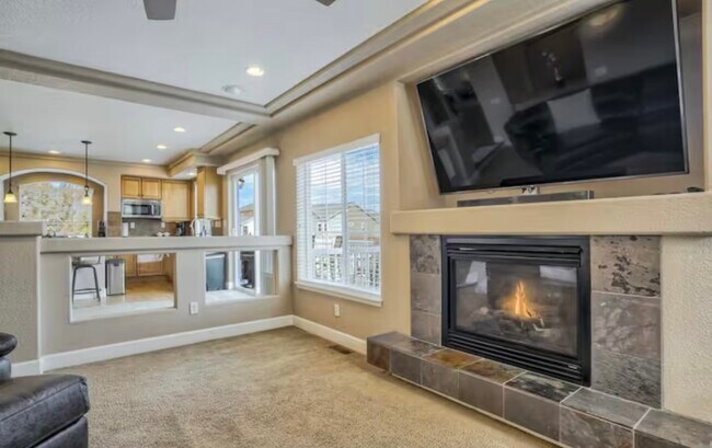 Building Photo - 10904 Cascading Spring Cir