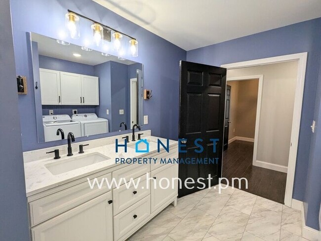 Building Photo - 20 Lexi Ln