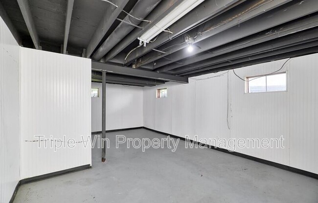 Building Photo - 1544 Rishon Hill Dr