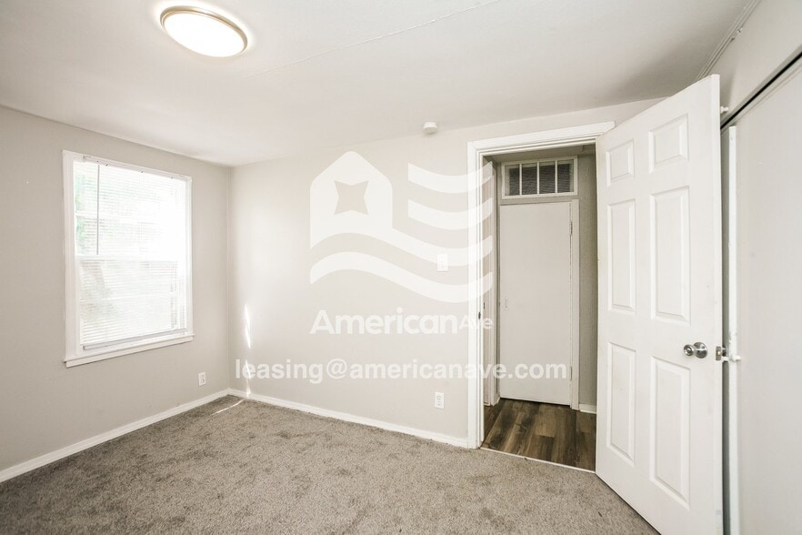 Building Photo - 1206 McKinley Ave