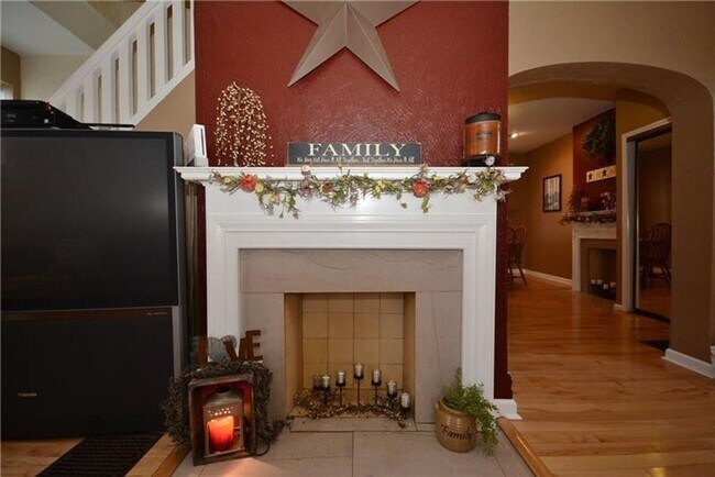 Building Photo - GORGEOUS 4 BEDROOM HOME IN THE HEART OF BEECHVIEW!