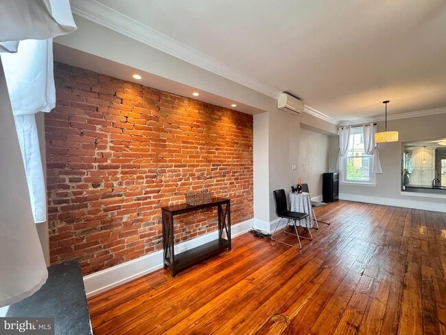 Building Photo - 2232 Fairmount Ave