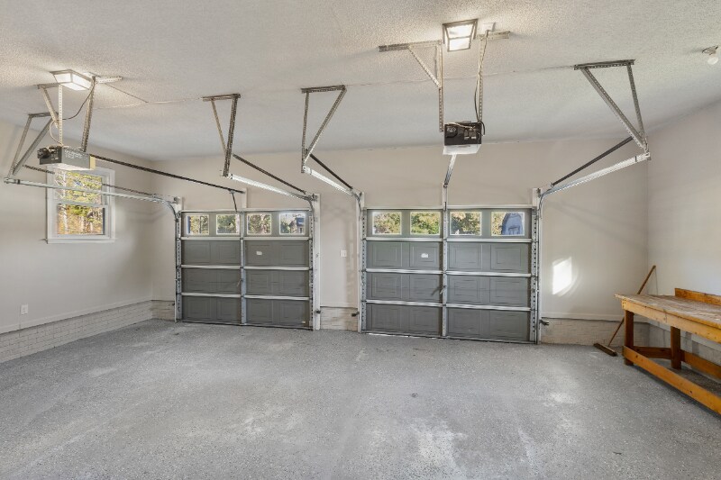 Building Photo - 6201 Hagan-Stone Park Rd