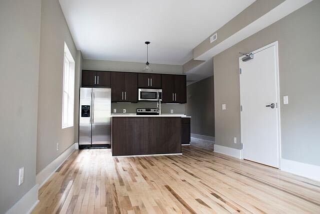 Building Photo - 313-315 Chittenden Ave