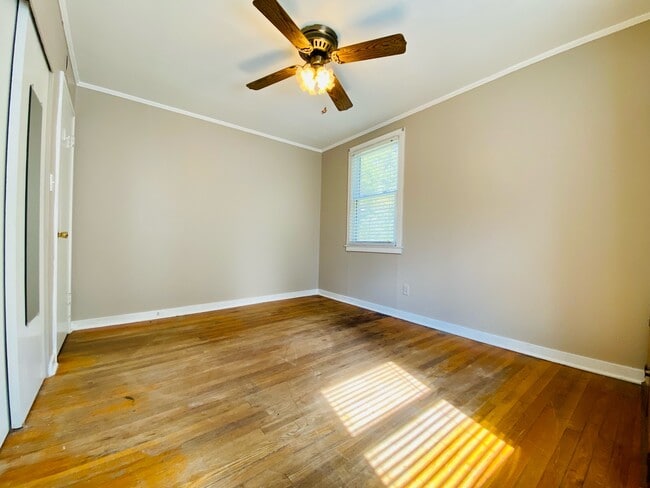 Building Photo - 4663 Rosewood Dr