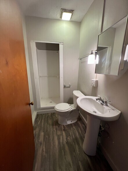 Building Photo - 65 E William St