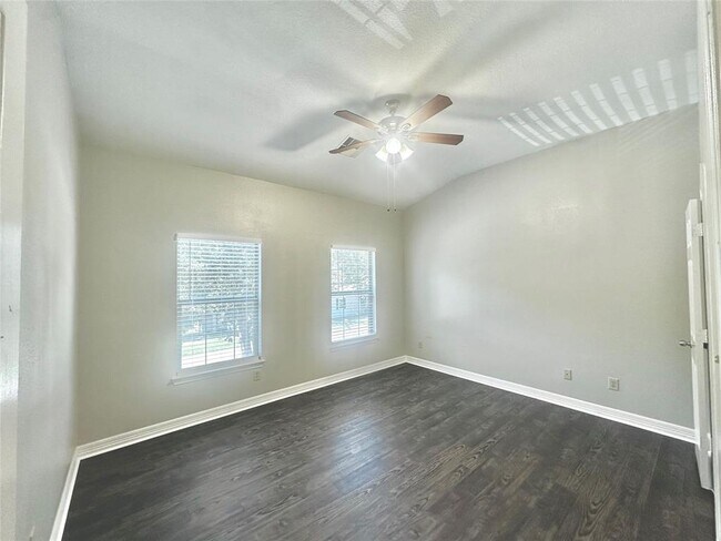 Building Photo - 27 Parsons Valley Dr
