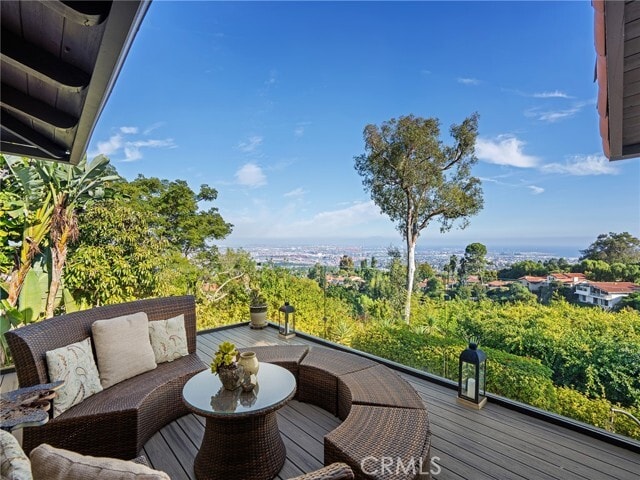 Building Photo - 6248 Via Canada