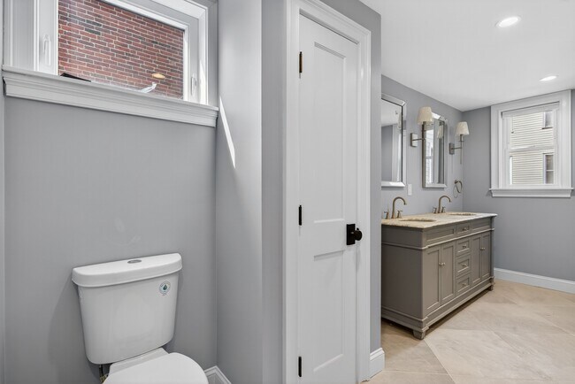 Building Photo - 17 Allston St