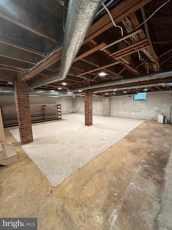 Building Photo - 4016 Trapp Rd