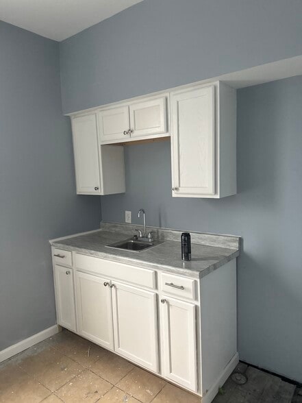 New kitchen - 320 Main St