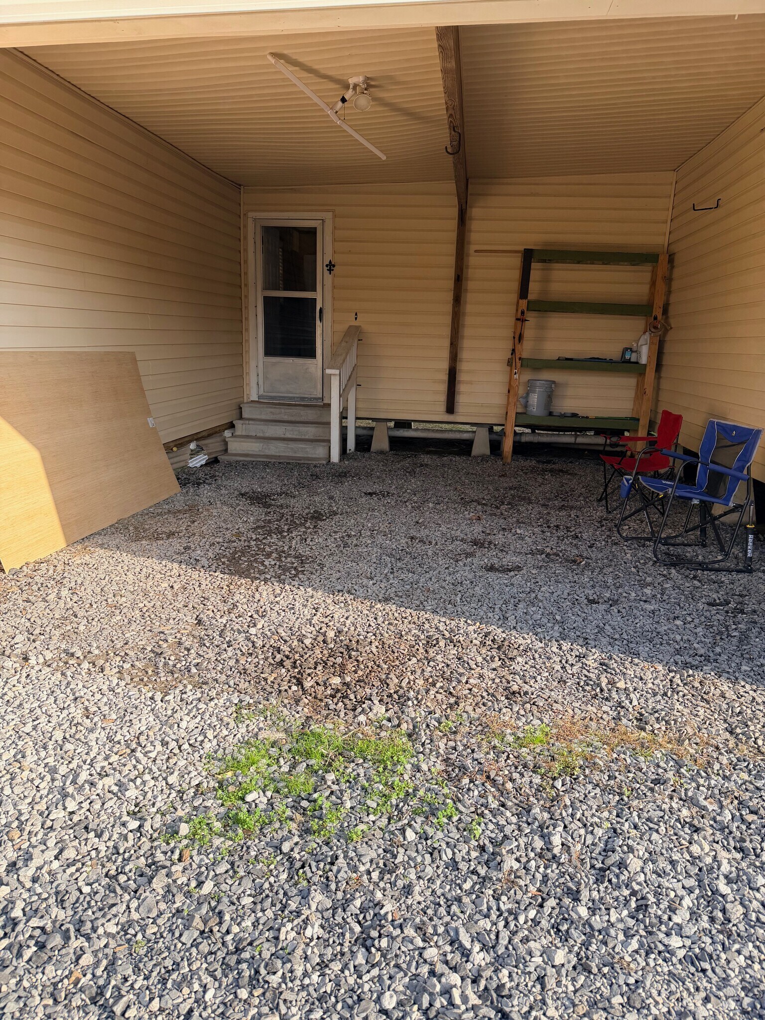 Carport - 828 Bourque Rd